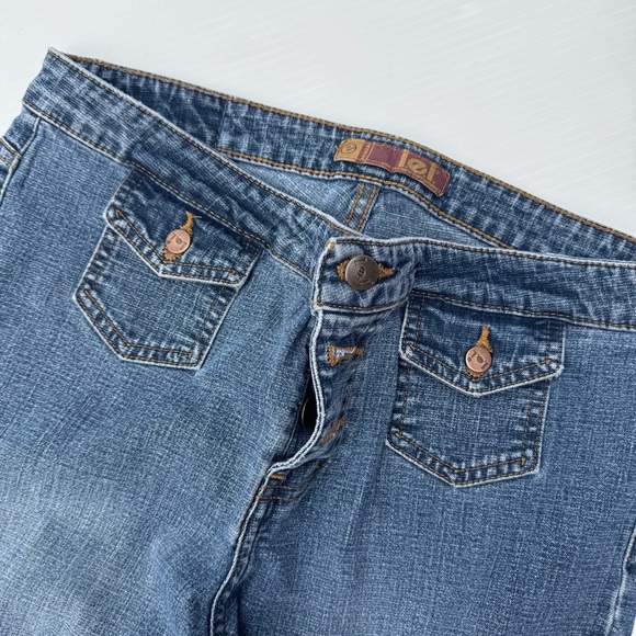 Vintage Y2K L.E.I. Flare Classic Blue Denim Jeans - Picture 13 of 15